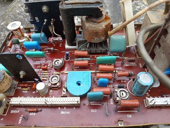 Плата от телевизора 90-х годов.