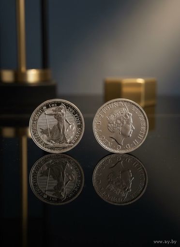 Серебряная монета  из Британии 2 фунта 2021 выгодная инвестиция предложи свою цену!