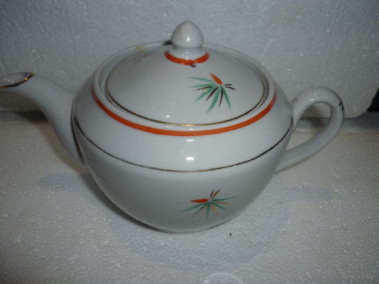 Чайник Фарфор. Полонное. СССР