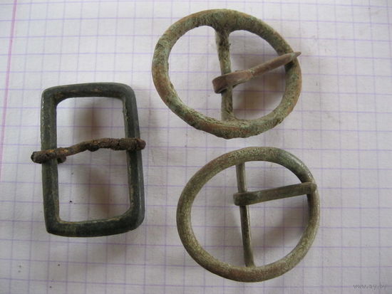 Пряжки древние, 3 шт. Бронза, литье.