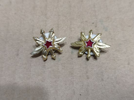 Эмблемы Войск связи СССР на винтах