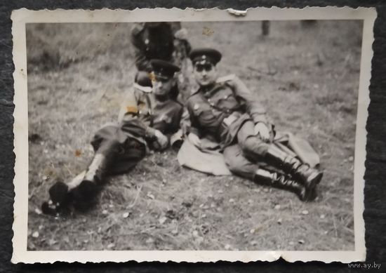Фото на привале. 1950 г. 7х10 см.