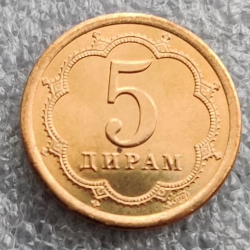 Таджикистан 5 дирамов  2006 г.