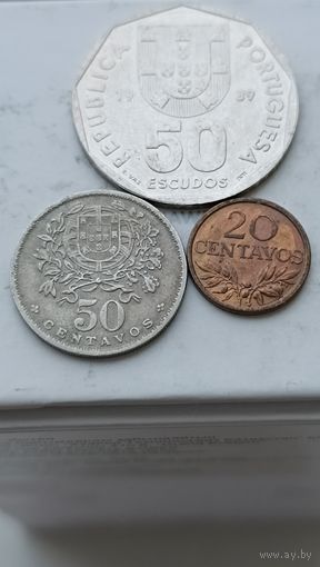 Сборный лот 50 эскудо 1989 и сентаво 1929 годов Португалия. Лот состоит из 3-х монет. Монеты не чищены. 757