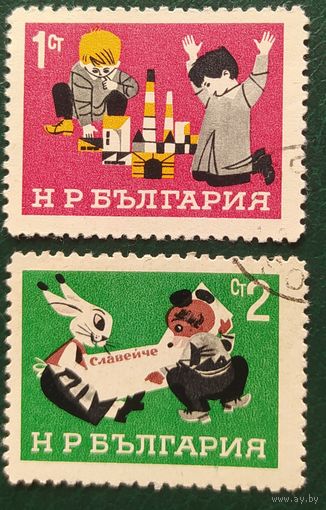 Болгария 1966 дети 2 из 4, клей.