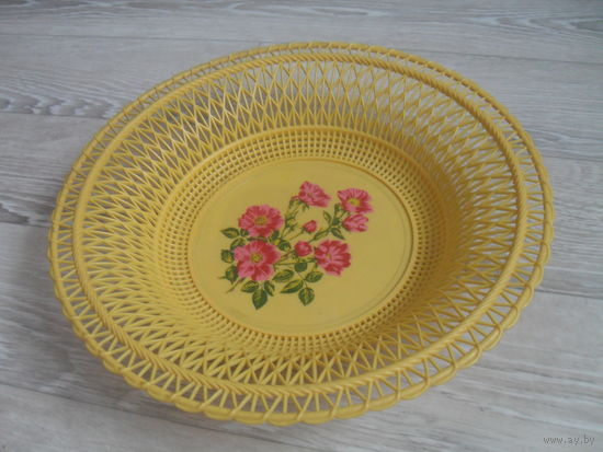 Хлебница,пластик.