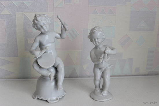 Фарфоровые немецкие статуэтки Путти музыканты Schaubach Kunst , Wallendorf Германия