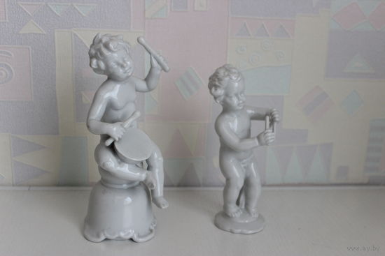 Фарфоровые немецкие статуэтки Путти музыканты Schaubach Kunst , Wallendorf Германия