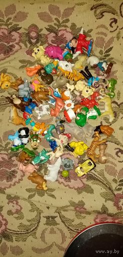 Игрушки киндэр 54 одним лотом