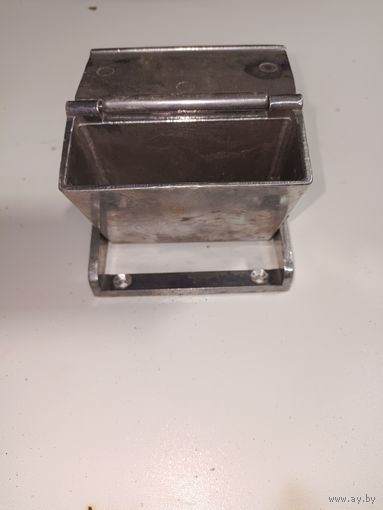 Пепельница вагонная