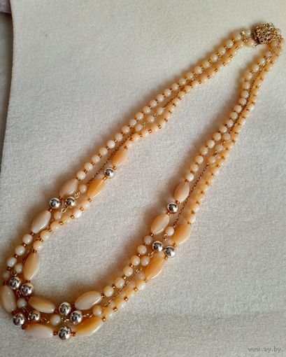 Винтажные бусы- ожерелье Чехословакия.