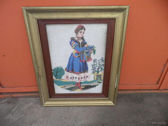 Картина-вышивка Красная Шапочка в раме,ср.20-го века.