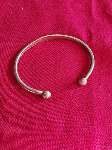 Старинный бронзовый, латунный браслет.