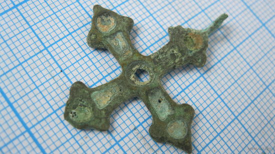 Крестик старинный, нательный. Бронза, литье.