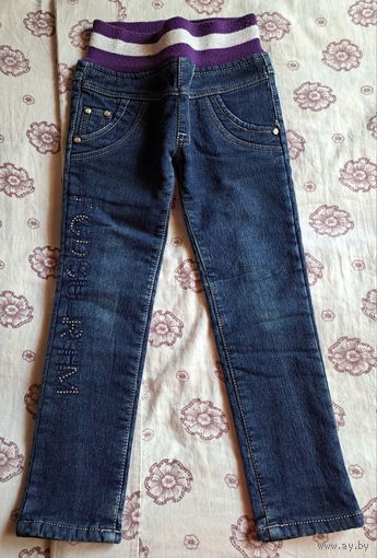 Джинсы синие на резинке на байке на девочку 4.5-6лет (р.98-110см), б.у в отличном состоянии, теплые