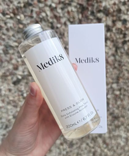 Тоник для лица Medik8 Press&Glow Refill 200 ml