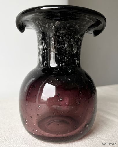 Ваза цветное стекло винтаж 13х10см Эстония