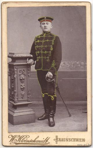 Старинная фотография на картоне