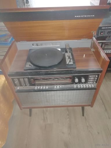 Радиола RADIOTEHNIKA