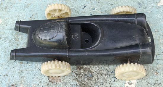 Старая игрушка времён СССР