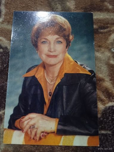 Актриса Людмила Хитяева