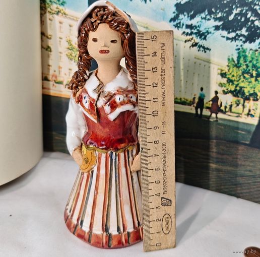 Статуэтка девушка