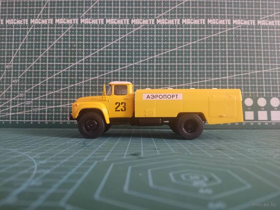 Масштабная модель ЗиЛ 130 АС-161 АЭРОПОРТ от DEAGOSTINI масштаб 1/43