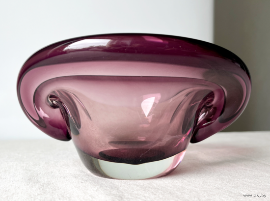 Ваза конфетница ракушка цветное стекло винтаж 16 х 14см Чехословакия