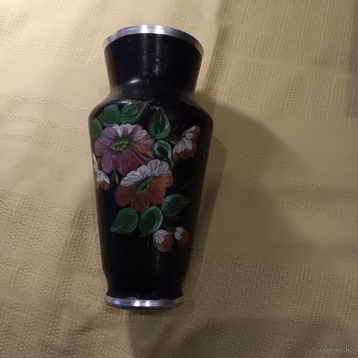 Находка с чердака. Ваза алюминиевая СССР. Состояние на фото.