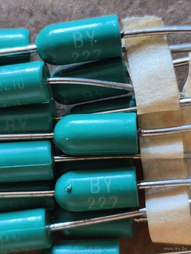 Диод BY227 1200В, 1.5А