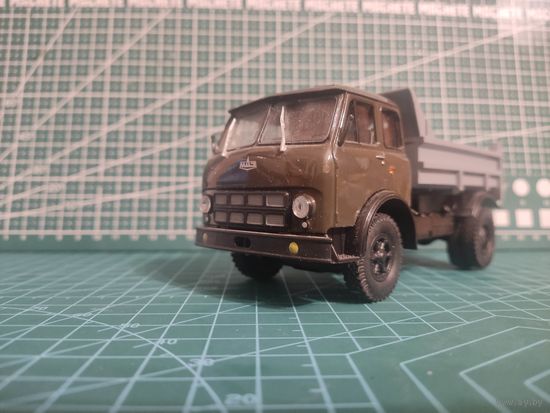 Масштабная модель МАЗ-503А Самосвал Масштаб 1/43 Наш автопром