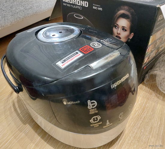 Мультиварка Redmond RMC-M95