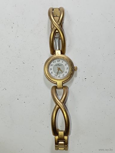 Часы кварцевые Вымпел