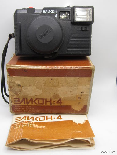 Фотоаппарат "Эликон 4" с объективом "Индустар 95-02". В оригинальной коробке с чехлом и паспортом. СССР.