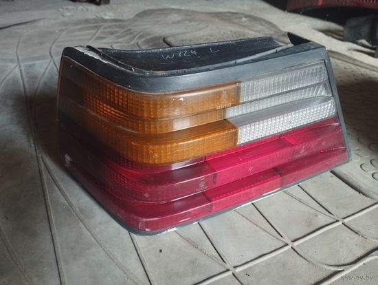 Фонарь задний левый Mercedes E W124