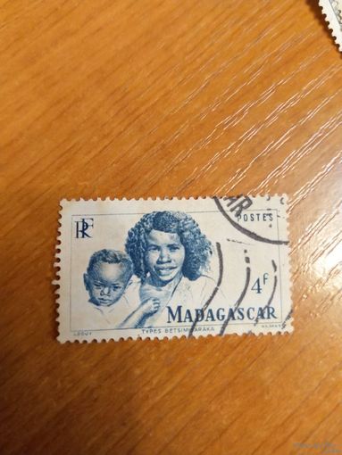Французская колония Мадагаскар медицина защита детства (5-3)