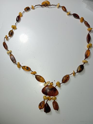 Винтажное Ожерелье из Янтаря .