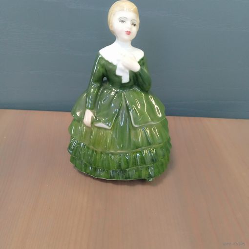 Статуэтка фарфоровая "Бель", Royal Doulton, Англия. С рубля