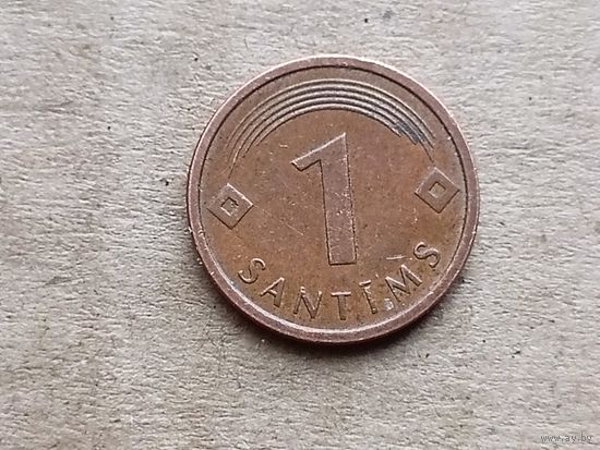 Латвия 1 сантим, 2005г. (D-107)