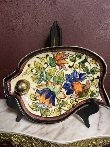 Очень необычная старинная тарелка, Европа, клеймо, много лотов с рубля