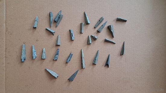 Наконечники стрел.