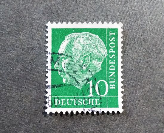 Марка германия 1954 год Теодор Хойс