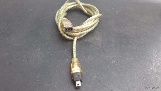 Кабель IEEE 1394  FireWire 4 на 6  1,5 метра