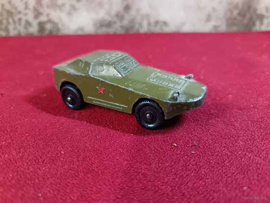 С рубля без мц. бронеавтомобиль амфибия. металл, 8х3.2х3см.