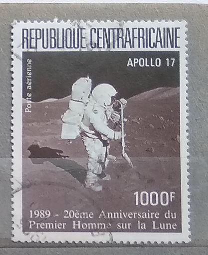 Космос Центрально-Африканская Республика 1990-1999  1989 год лот 1050 менее 15 %