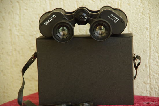 Бинокль  8 х 30  ( Япония )   рабочий