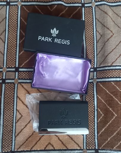 Визитница Park Regis