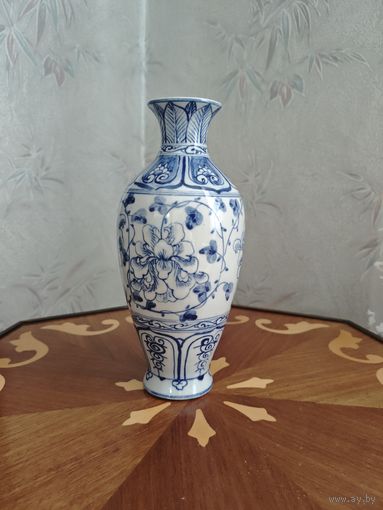 Ваза фарфор