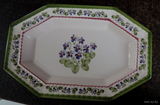 Большое блюдо 60-70-е годы Германия. Размер 23- 35 см.