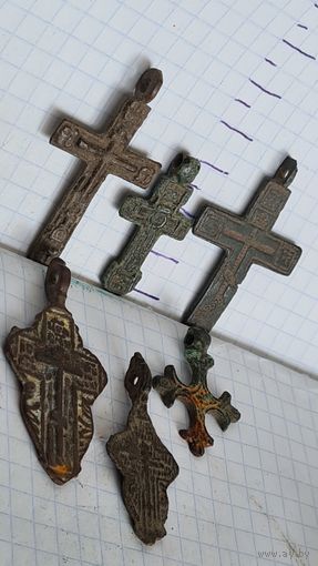 С 1 РУБЛЯ !  ЛОТ ШЕСТЬ НАТЕЛЬНЫХ КРЕСТИКОВ .